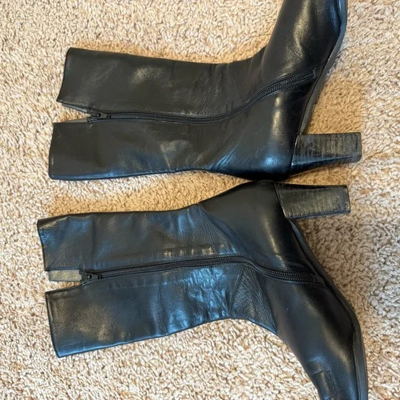 Stuart Weitzman Y2K Leather Stacked Heel Boots Size 8 - Picture 8 of 10